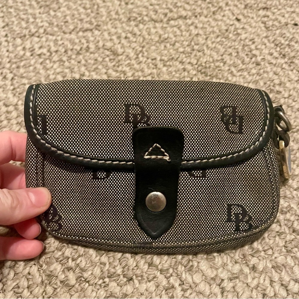 Vintage Dooney & Bourke black & gray logo snap wallet